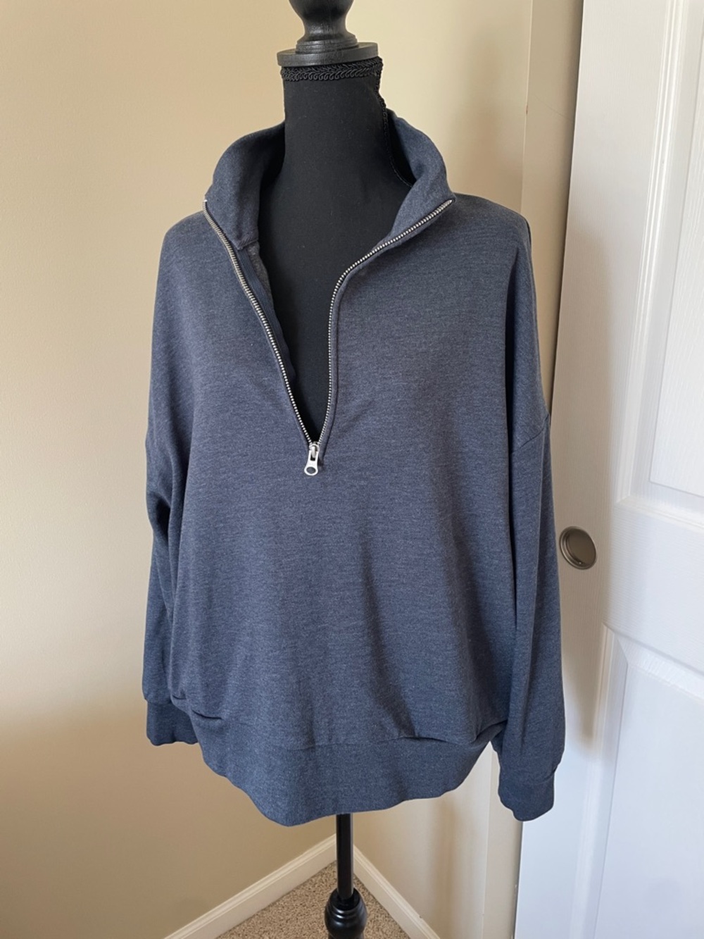 GAP Women's Half-Zip Pullover Sweatshirt in Navy